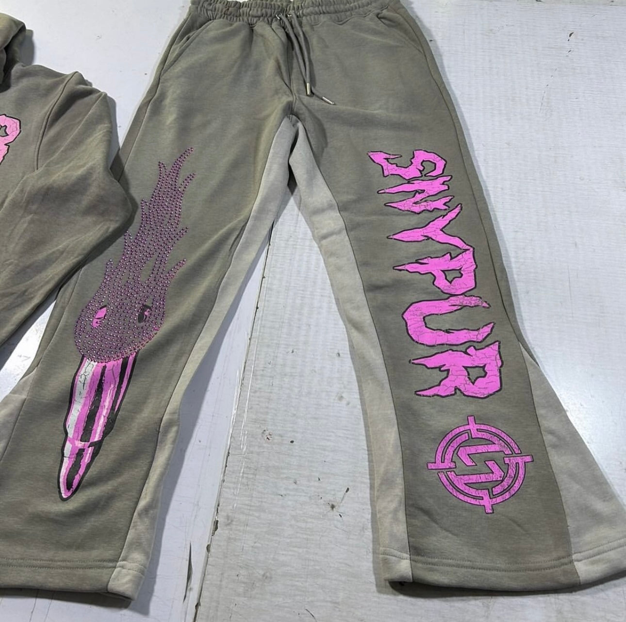 Rhinestone Snypur Tracksuit Gray/Pink
